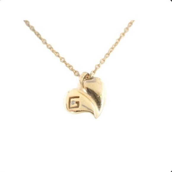 Givenchy Gold plated Vintage Heart w/G Necklace
Completely adorable!! - Picture 1 of 3